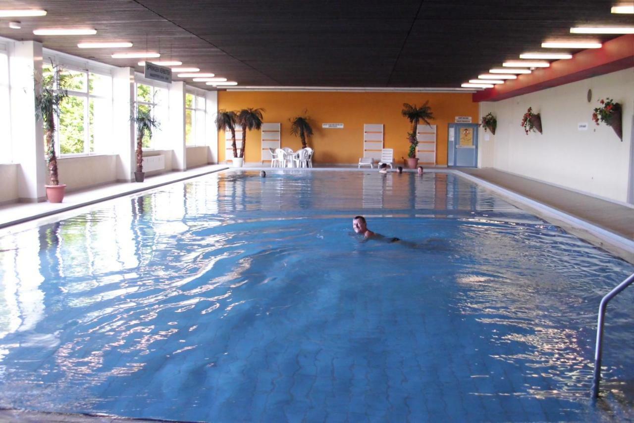 Ferienwohnung "Rodelnde Geiss" Mit Schwimmbad Braunlage Buitenkant foto